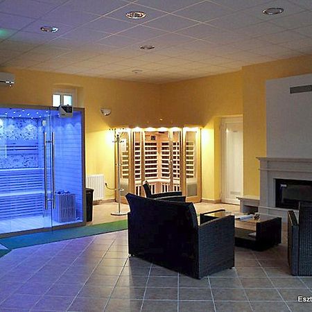 Eszter Apartman بيكيسكسابا المظهر الخارجي الصورة