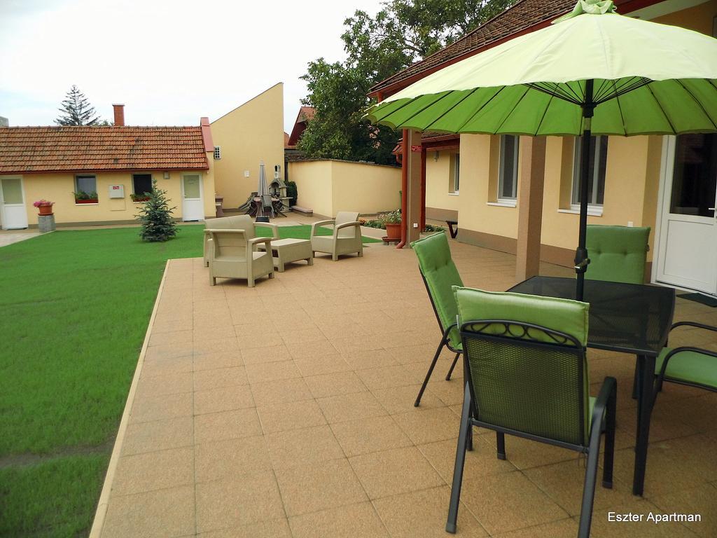 Eszter Apartman بيكيسكسابا المظهر الخارجي الصورة